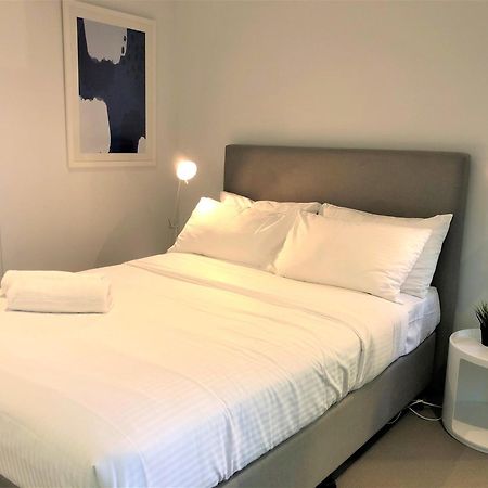 Readyset Apartments At Madison Мелбърн Екстериор снимка