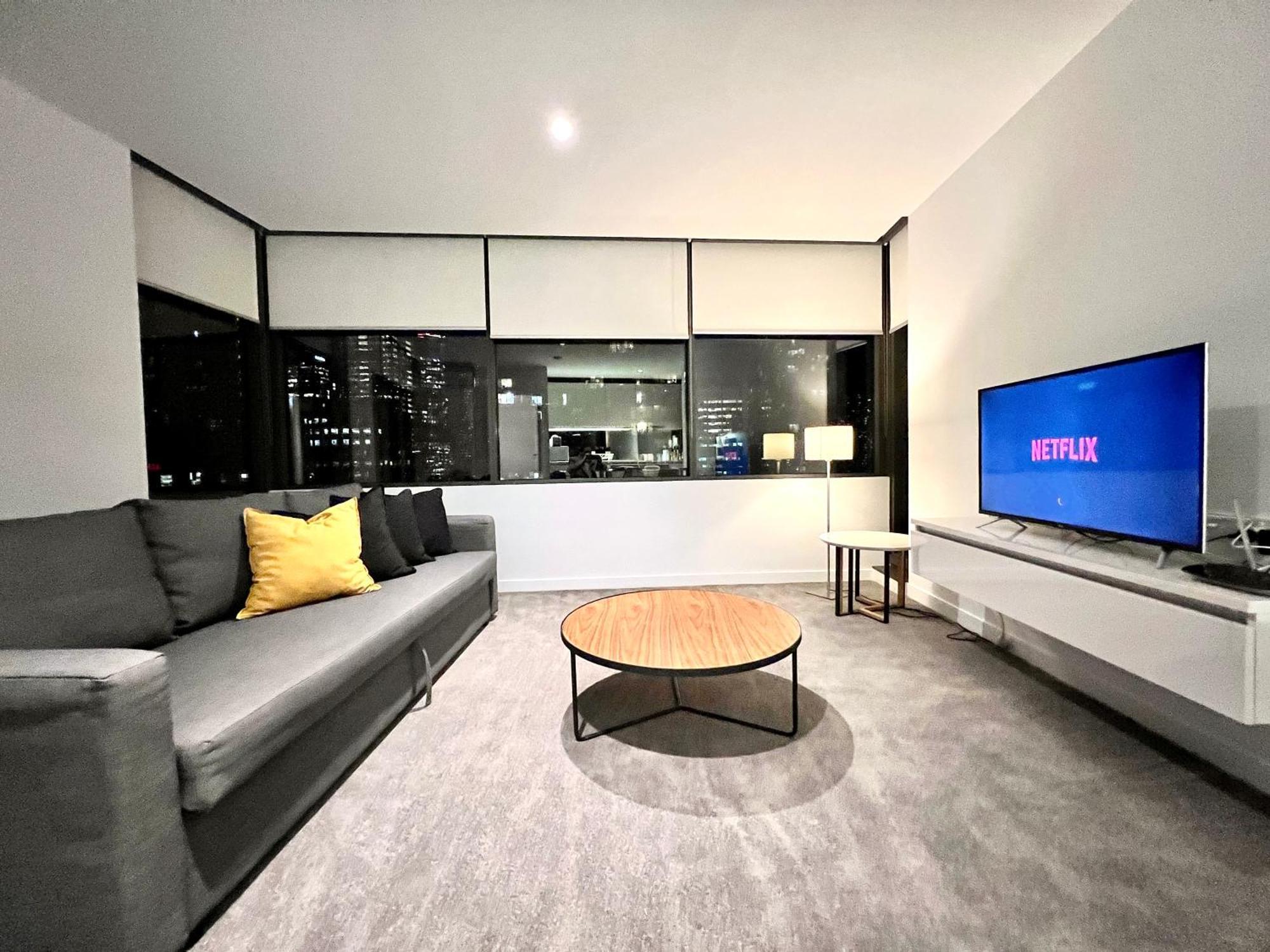 Readyset Apartments At Madison Мелбърн Екстериор снимка