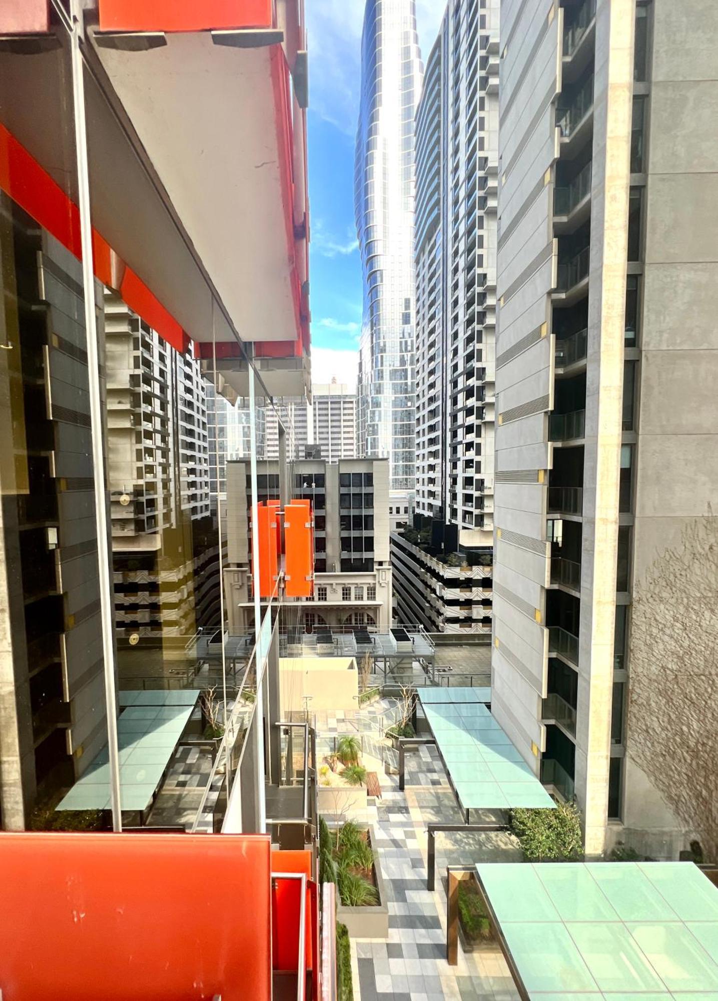 Readyset Apartments At Madison Мелбърн Екстериор снимка